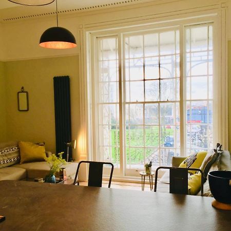 Grade 2 Listed Apartment In Heart Of Гастінгс Екстер'єр фото